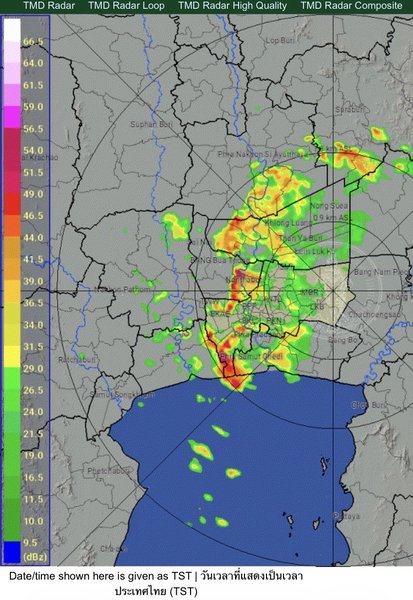 Weather radar of Bangkok region showing a broken band of (hard) rain travelling from east to west 